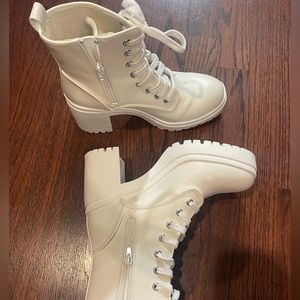 White High Platform Boots (like new)